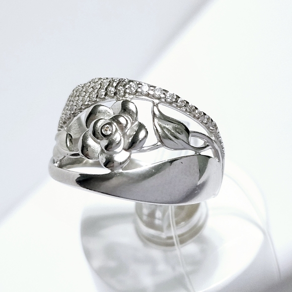 Silver ROSE🌹 ring size 7.5 - Picture 10 of 12